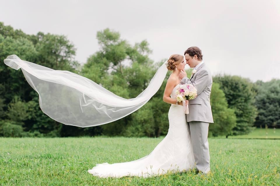 Feature Bride. Desktop Image