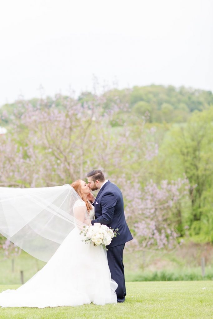Feature Betsy Bride of the Week: Missy. Desktop Image