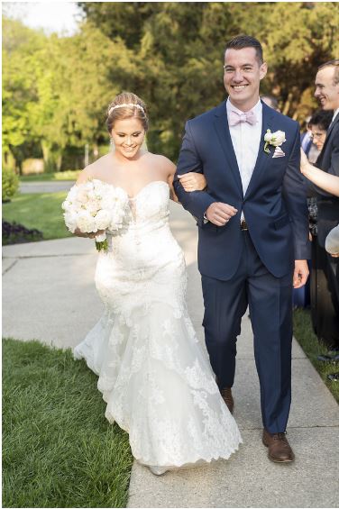 Feature Betsy Bride of the Week: Kayla. Desktop Image