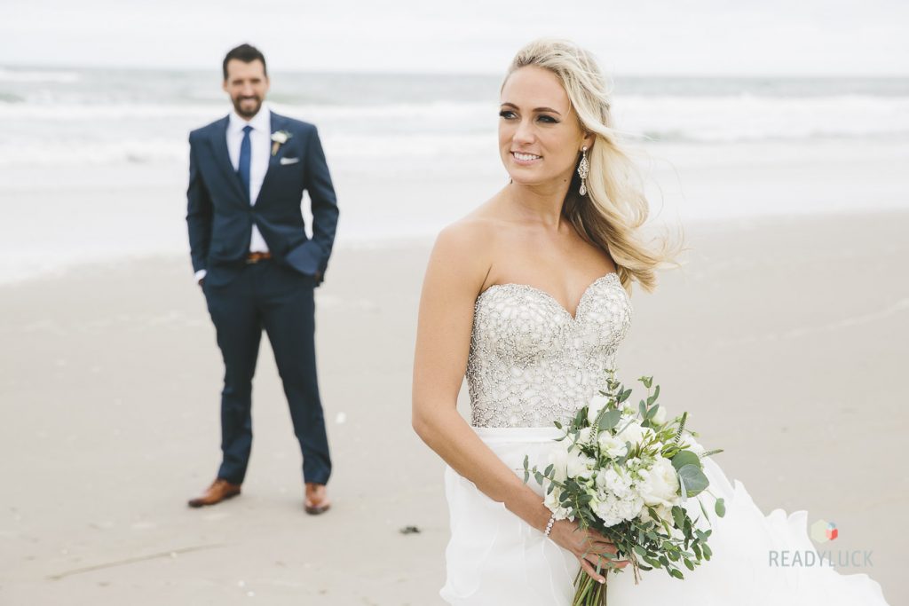 Feature Betsy Bride of the Week: Alyson. Desktop Image