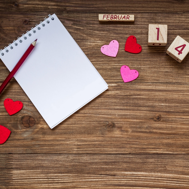 How to Celebrate Valentine&#39;s Day When You&#39;re Planning a Wedding. Desktop Image