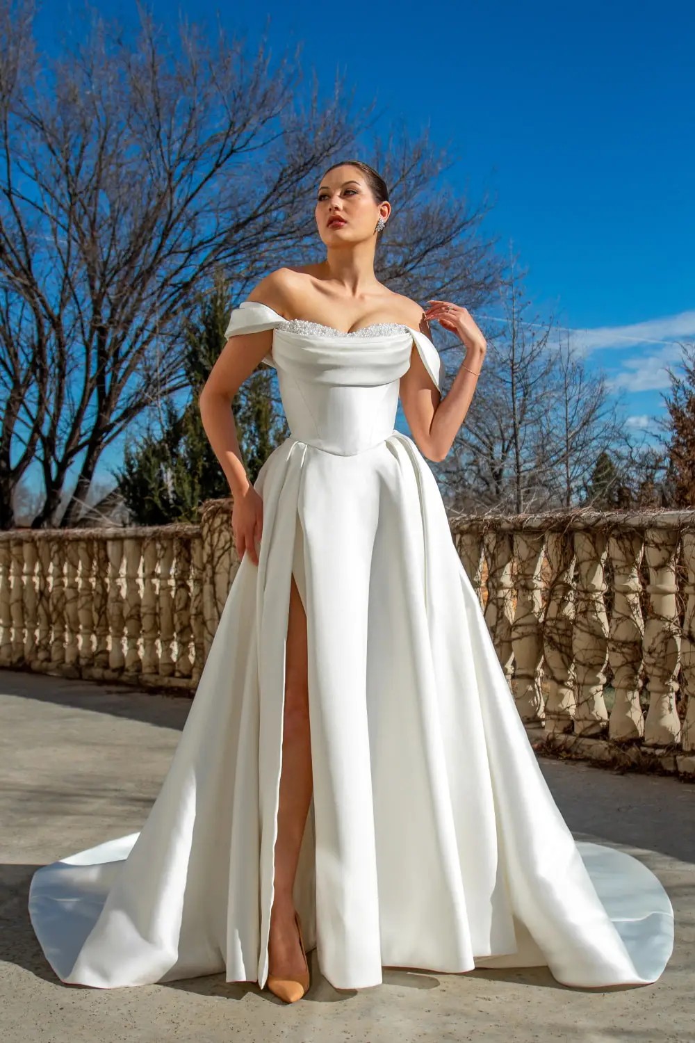 Elizabeth Lee Trunk Show Main Image