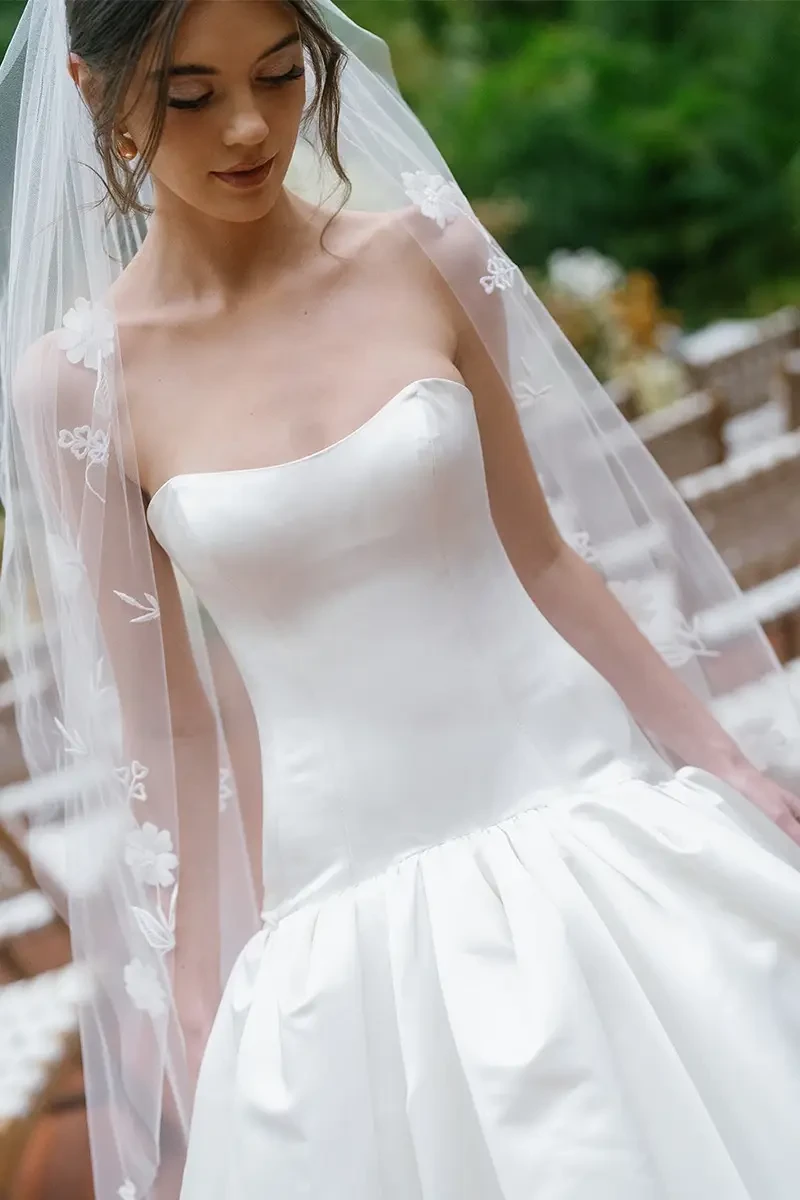 Toni Federici Veil Trunk Show