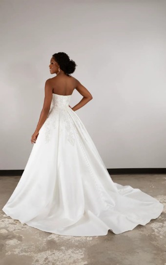 Essense of Australia Style #D3977 #1 Ivory/Silver thumbnail